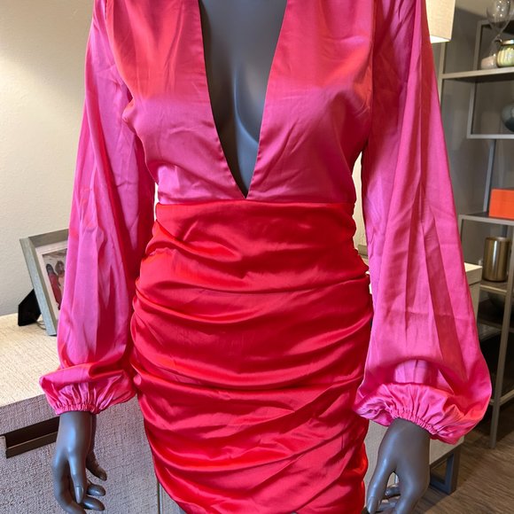 Superdown Cheyanne Deep V Dress Colorblock Dress - Picture 4 of 6